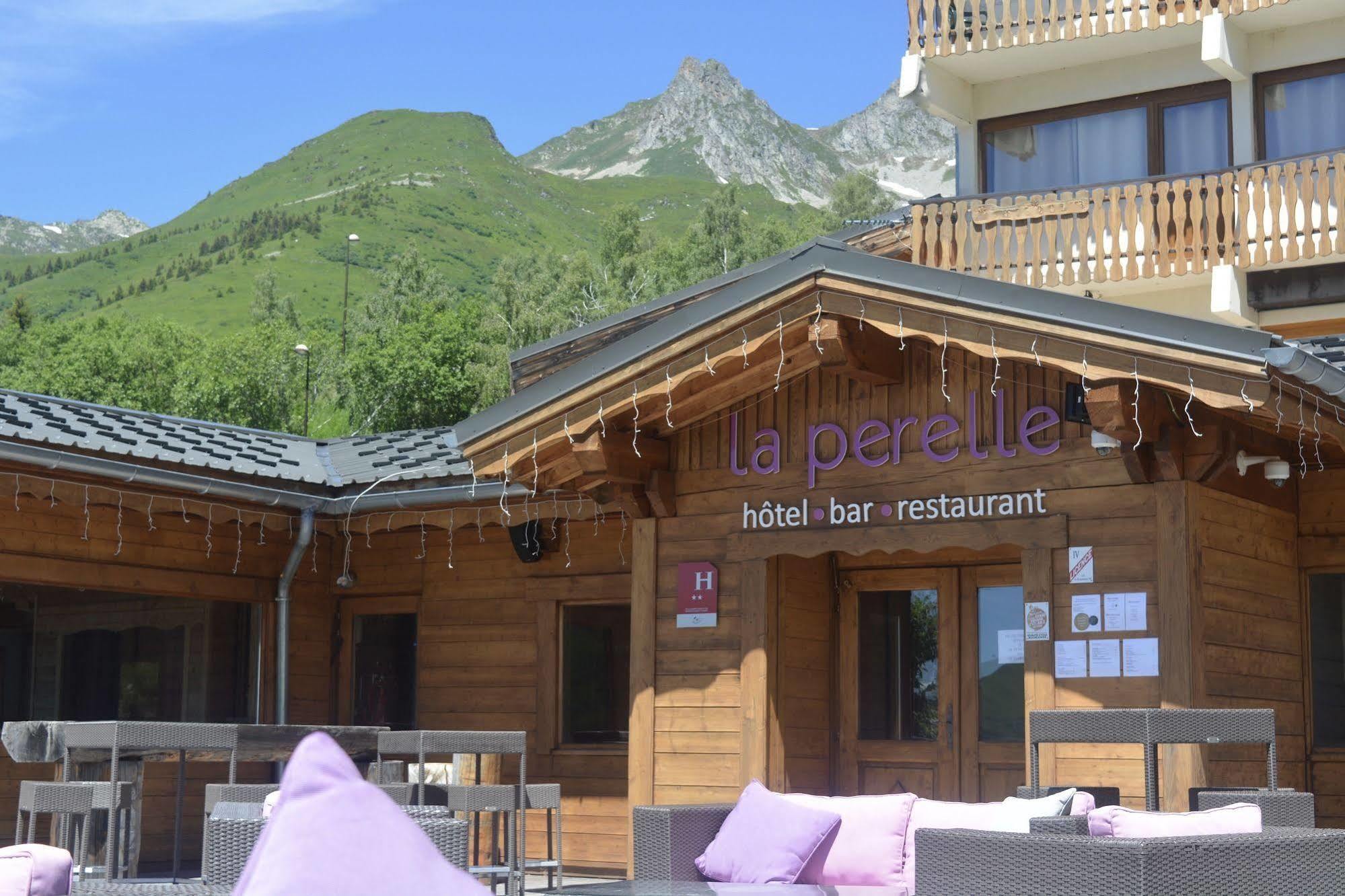 La Perelle Hotel Saint-Francois-Longchamp Bagian luar foto